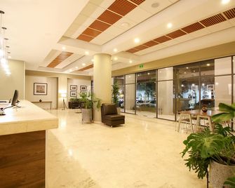 Turotel Morelia - Morelia - Lobby