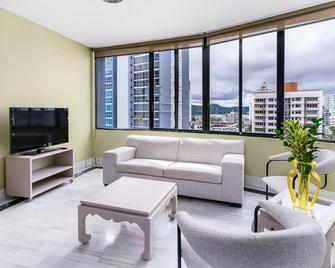 Torres de Alba Hotel & Suites - Panama Stadt - Wohnzimmer