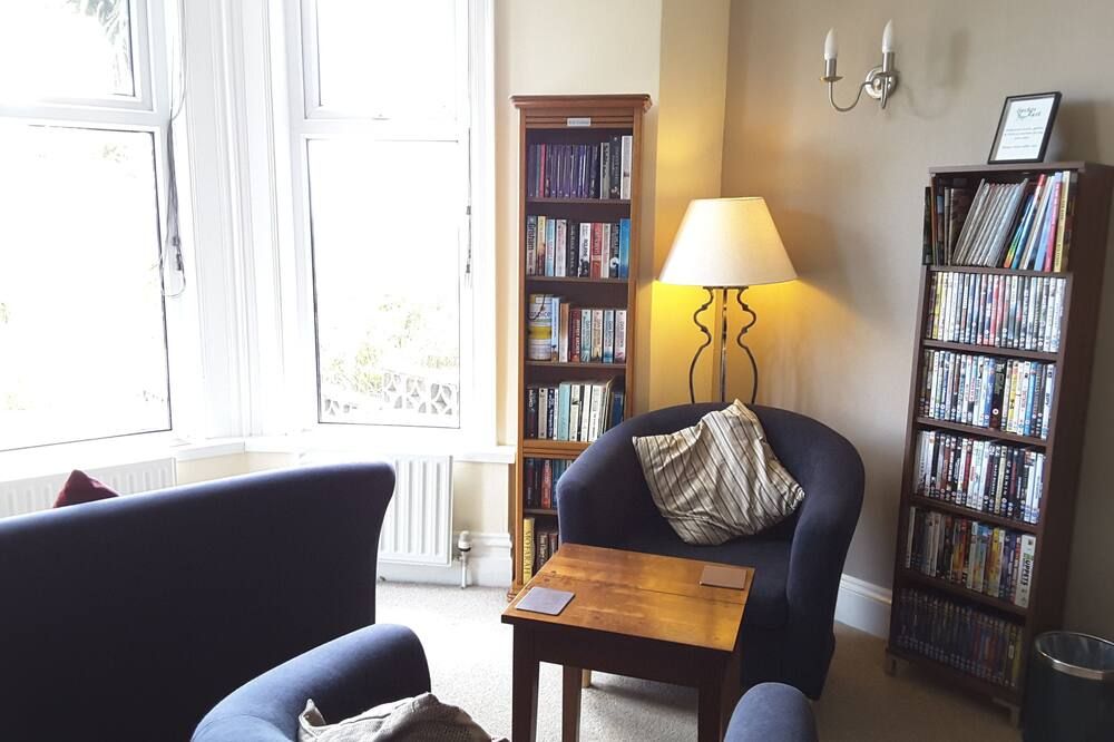 Geckos Rest - ניוקי - סלון