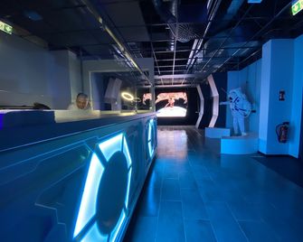 Space Night - Hostel - Berlín - Recepción