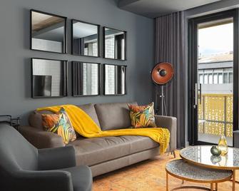 Wex1 Living - Serviced Apartments - Cape Town - Living room