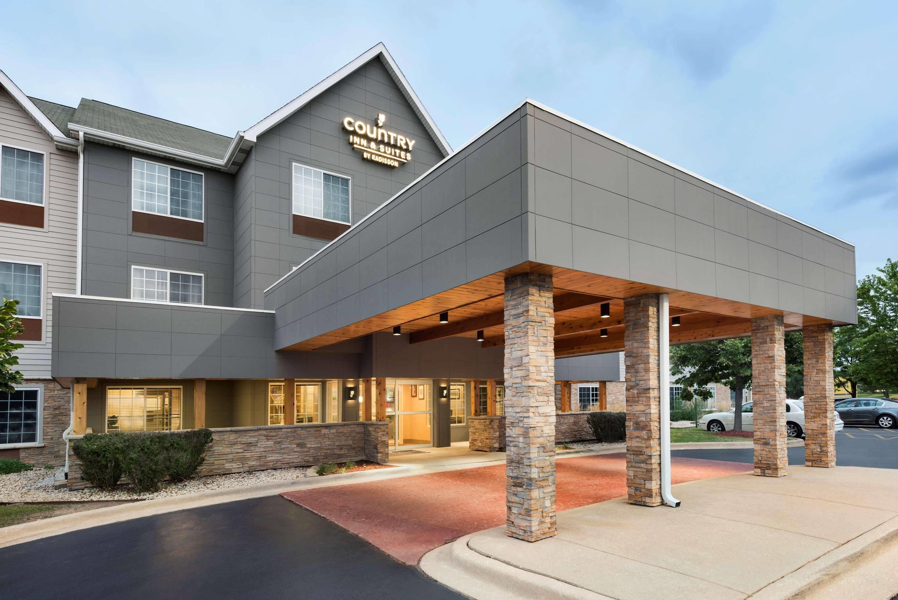 Country Inn & Suites by Radisson, Romeoville, IL - Romeoville - Edificio