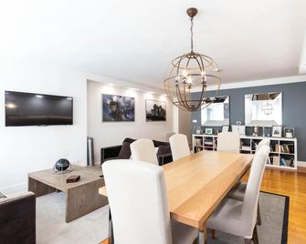 Beautiful Luxury Apartment With Wifi - Bilbao - Dining room
