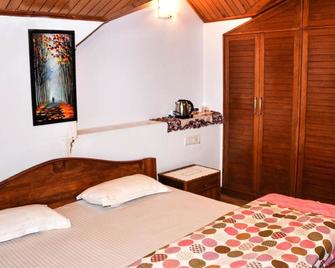 Westend Homestay - Mashobra - Habitación