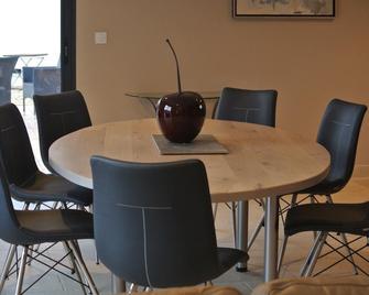 Carpe Diem Résidence Hôtelière - Lorgues - Dining room