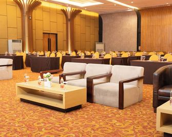 Brits Hotel Pangkalan Bun - Pangkalanbuun - Sala de reuniones