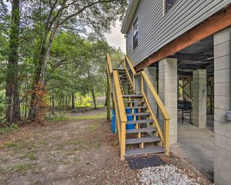 Suwannee Riverfront Home: Grill, Near Springs - Branford