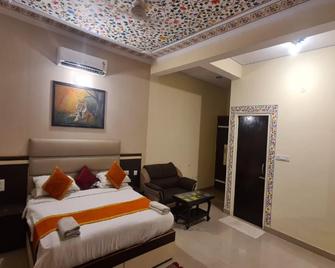 Hotel Ananta Palace - Sawāi Mādhopur - Bedroom