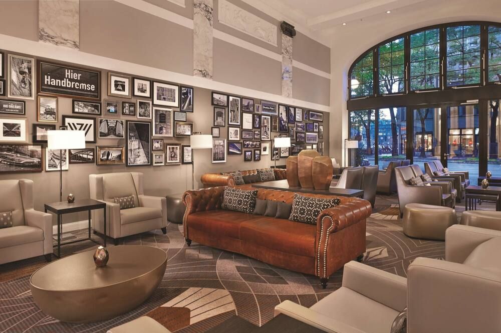 Reichshof Hotel Hamburg - המבורג - טרקלין