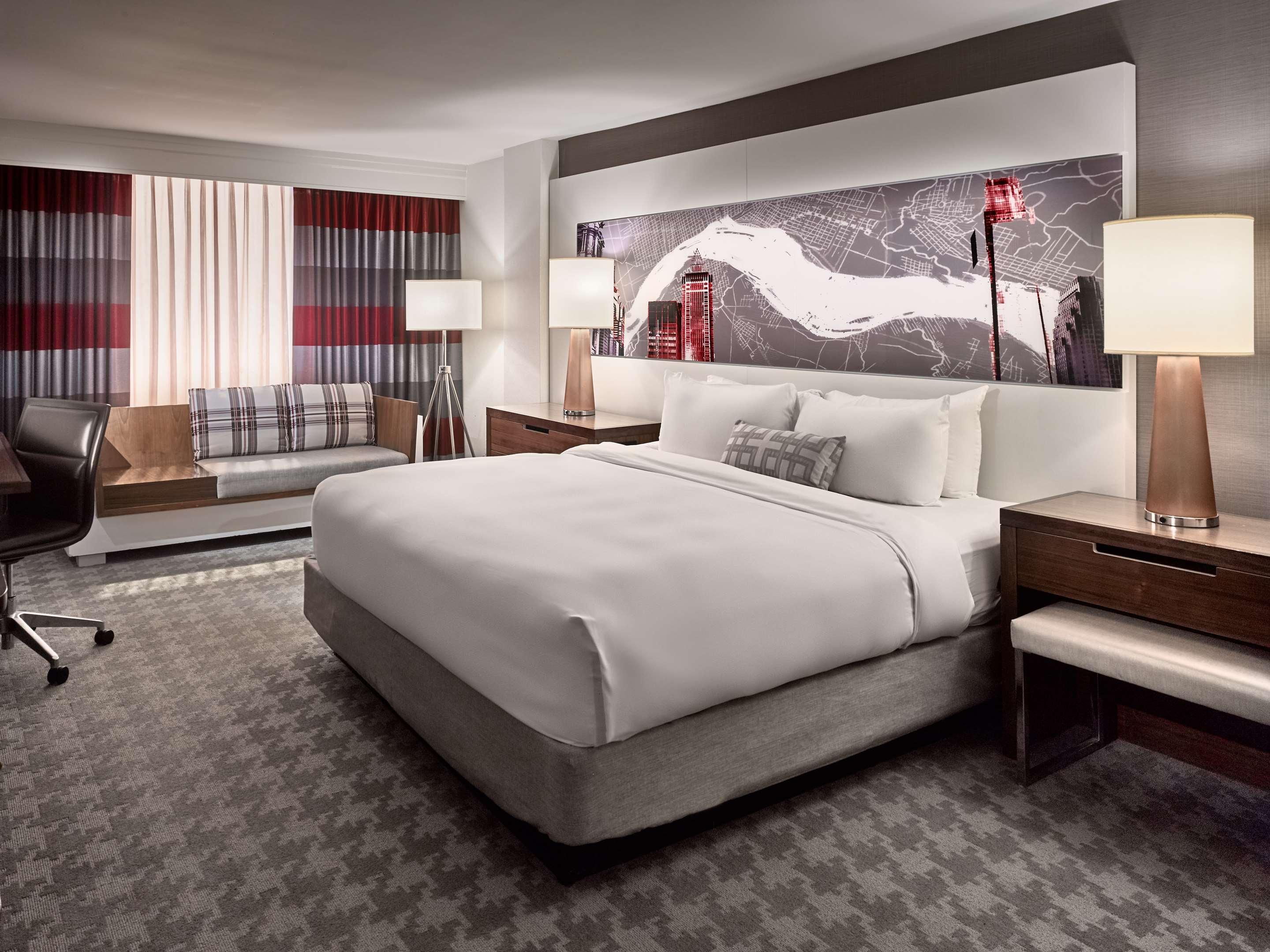 The Hotel Life: Hilton Singapore King Executive Plus Room Reivew