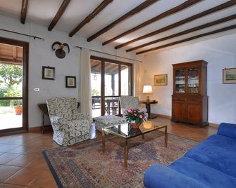 Casale Pontarello - Happy Rentals - Vetralla - Soggiorno