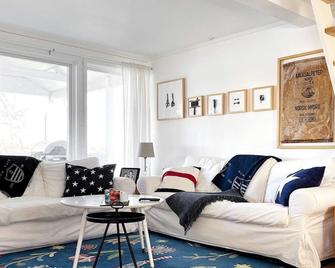 4 Star Holiday Home in Linkoping-by Traum - Linköping - Sala de estar