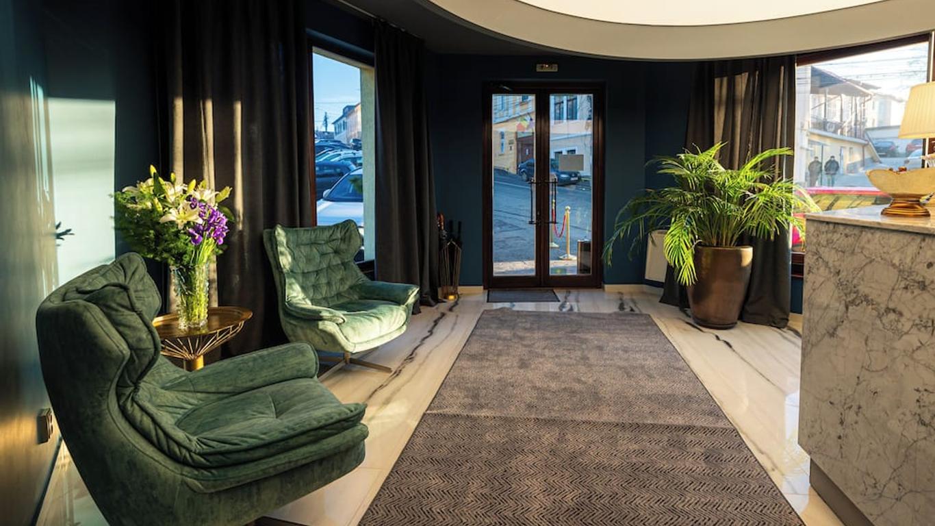 Hotel Brilliant Plaza