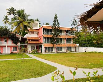 Beach House Varkala by Palmyra - Varkala - Building