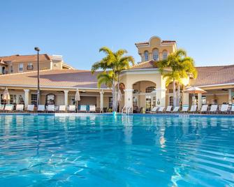 Vista Cay Resort by Millenium at Universal Blvd. - Orlando - Pool