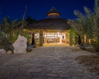 Auberge de la Table - Toliara - Building