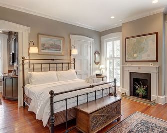 Charming Historic Home, Heated Pool Access - Savannah - Habitación