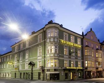 Double room with shower od. Bathroom, WC - Hotel Goldene Krone - Innsbruck - Gebouw