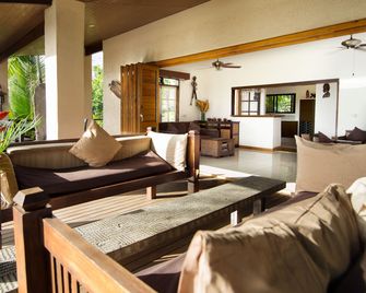 Fatumaru Lodge - Port Vila - Phòng khách