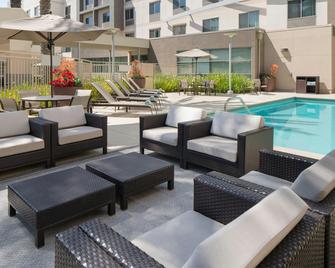 Courtyard by Marriott Santa Ana Orange County - Santa Ana - Bể bơi