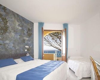 Perla Del Golfo Resort - Terrasini - Sovrum