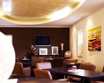 Hotel Villa Toskana - Parsberg - Lounge