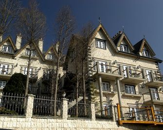 Shangrila Music Villa - Ren-ai Township - Rakennus