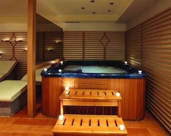 Hotel Tarsis Club and Aquapark - 陽光海灘