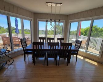 Barnegat Light (Lbi) Ocean Front Home - - Barnegat Light - Comedor