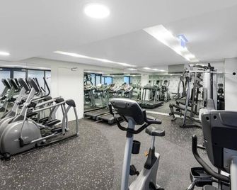 Riverview 2BR Apt with pool and Parking Near Suncorp - Brisbane