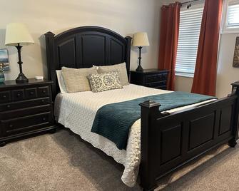 Upscale in a Small Town. - Monett - Habitación