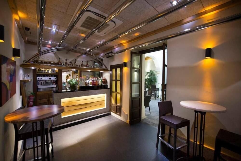 هوستال فيرييرا