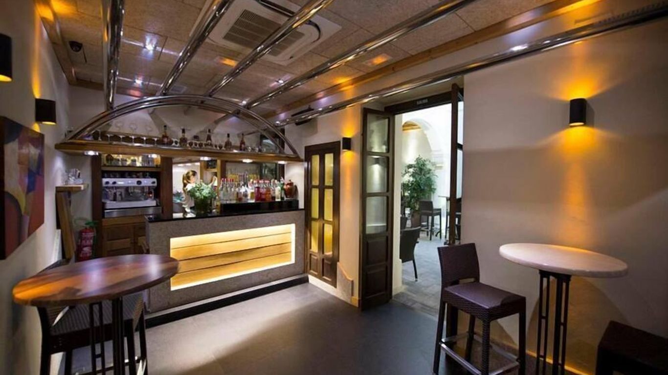 هوستال فيرييرا