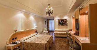 Lh Hotel Domus Caesari - Marino - Schlafzimmer