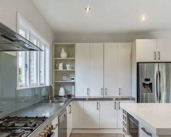 Grand Character Villa in Meadowbank - Auckland - Cuina