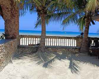 Serene Beach Resort - דר א-סאלאם - חוף