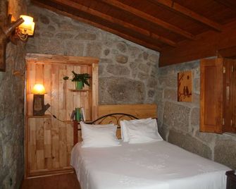 Casa Da Rocha - Caldelas - Schlafzimmer