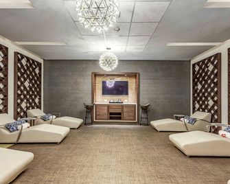 Royalton Antigua, An Autograph Collection Resort & Casino - Five Islands Village - Lounge