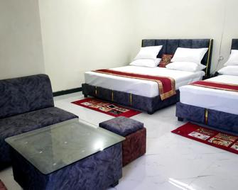 Creeper Hotel And Restaurant - Rohtak - Bedroom