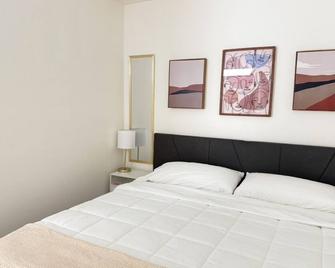 Walk to WeHo ✦ Heart of Hollywood - West Hollywood - Chambre