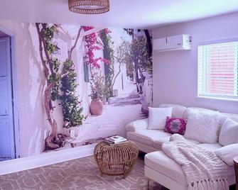 Private Casita in East Sacramento - Sacramento - Salon