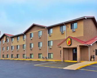 Super 8 by Wyndham Tuscaloosa - Tuscaloosa - Rakennus