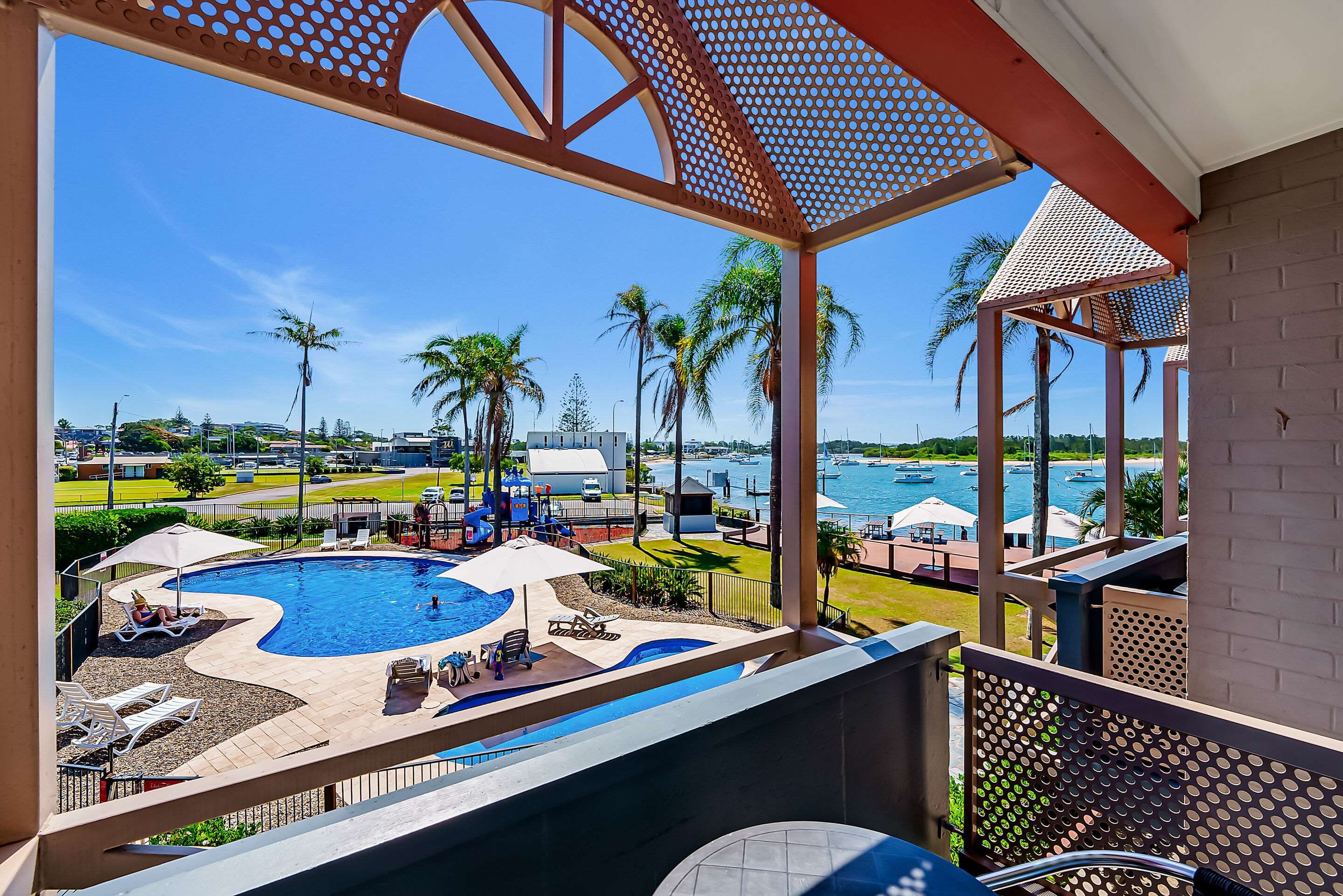 Comfort Resort Waters Edge