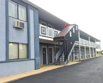 Economy Inn by Townhouse Merrillville Us 30 - Merrillville - Edificio