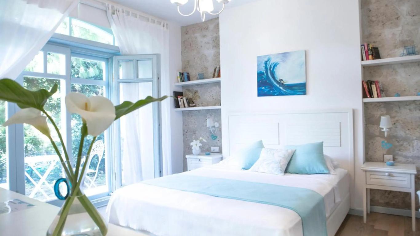 Alura Boutique Hotel