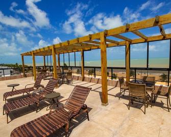 Bela Hospedagem - Marinas Flat - Excelente localização na orla de Cabo Branco - João Pessoa - Innenhof