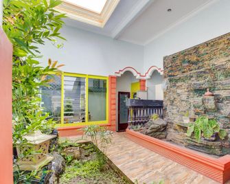 OYO 3074 Orange Inn - Madiun