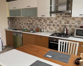 Large Duplex Penthouse Comfy Home: All Amenities - Estambul - Cocina