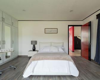 Enjoy and Relax in 'Paradise Getaway ' while you tour Puebla and Cholula - La Concepción - Habitación