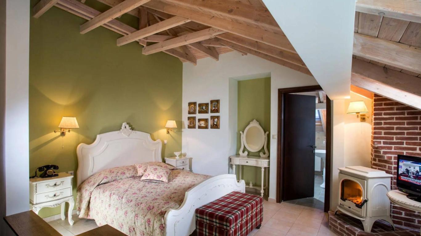 أتريون هايلاند هوتل